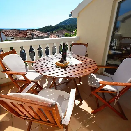 Cvita-2 By Interhome