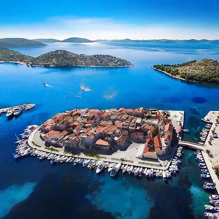 Cvita-2 By Interhome *