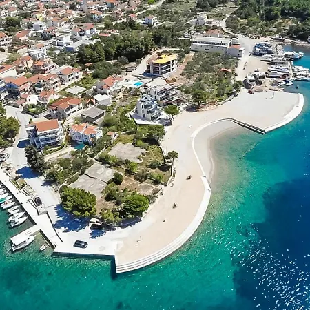 Cvita-2 By Interhome Sovlje